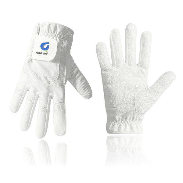 Why Golf Gloves Are a Must-Have to Improve Your Swing?